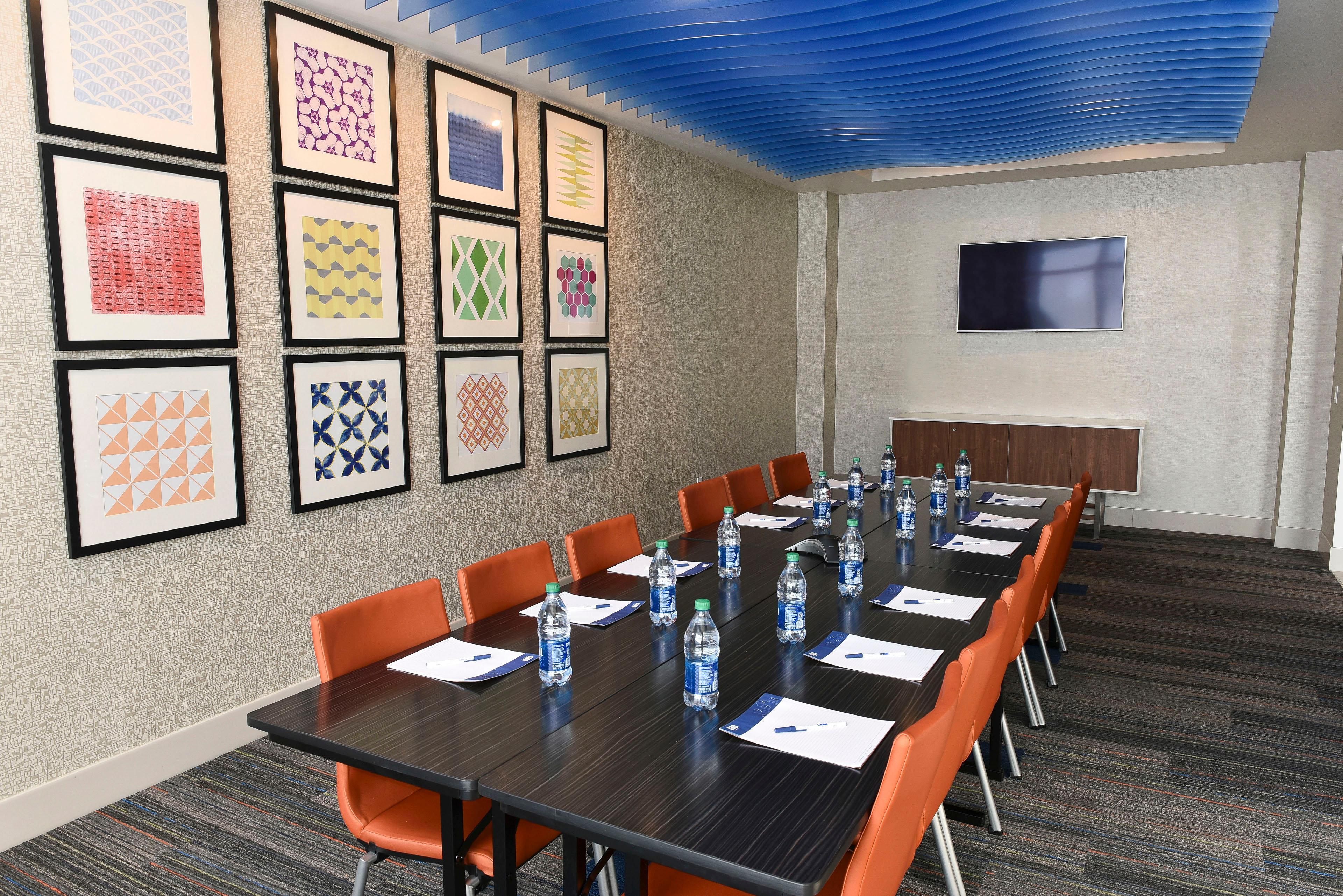 Holiday Inn Express & Suites - Madisonville By Ihg Buitenkant foto