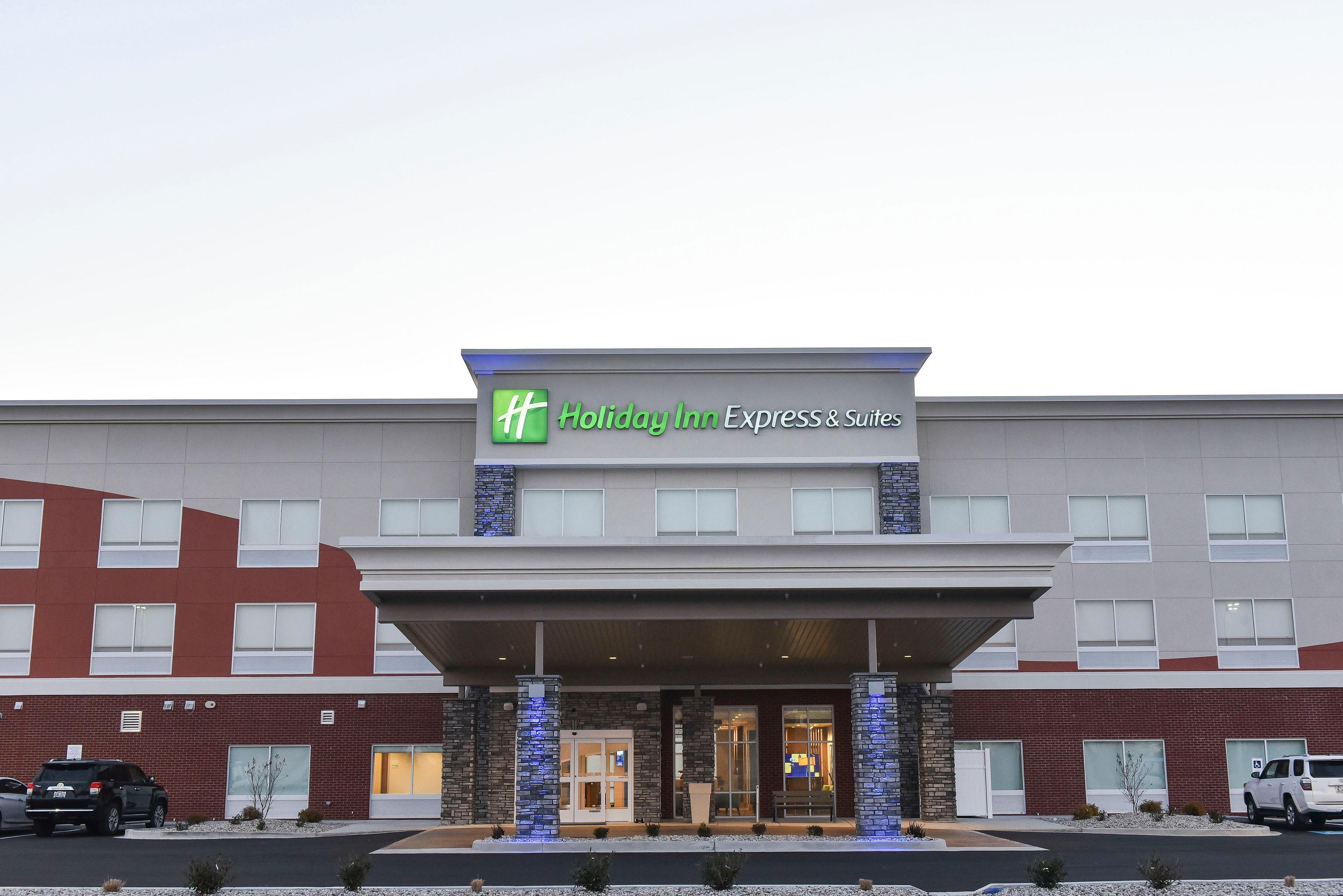 Holiday Inn Express & Suites - Madisonville By Ihg Buitenkant foto