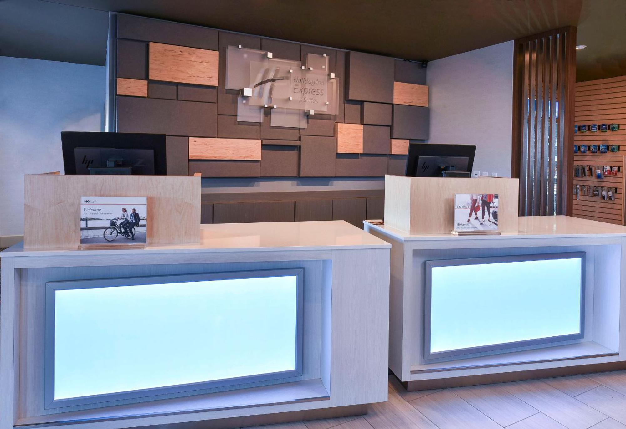 Holiday Inn Express & Suites - Madisonville By Ihg Buitenkant foto