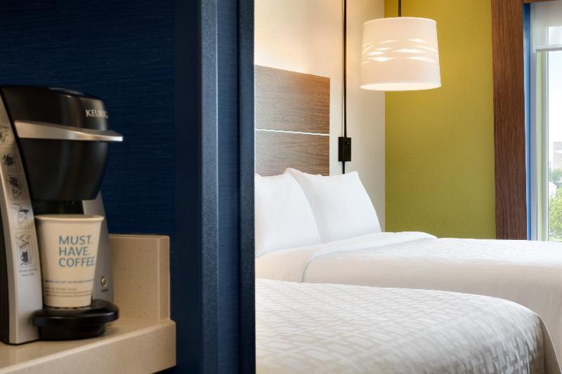Holiday Inn Express & Suites - Madisonville By Ihg Buitenkant foto