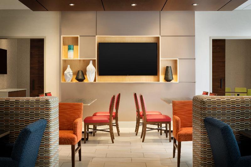 Holiday Inn Express & Suites - Madisonville By Ihg Buitenkant foto